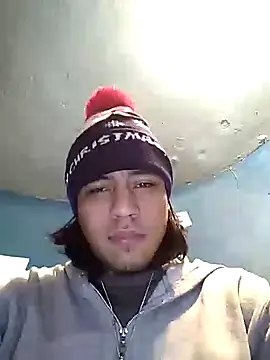 AlexAlejandro13 online show from January 2026 04:25:01 PM