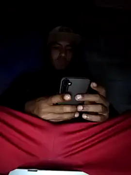 AlexAlejandro13 online show from February 2025 04:41:01 AM