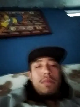 AlexAlejandro13 online show from April 2026 10:38:02 PM