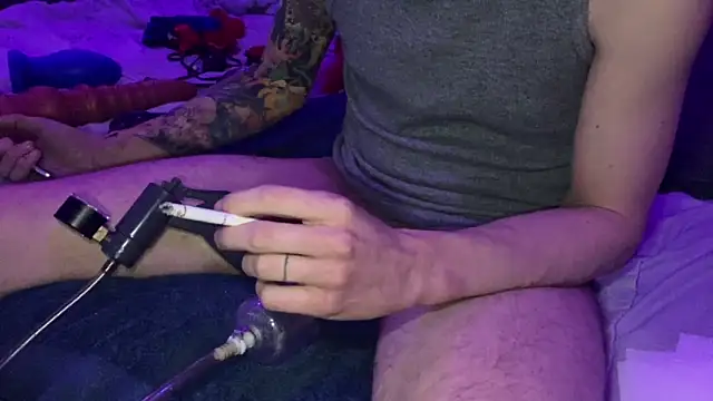 MadArzh online show from February 2025 11:55:01 AM