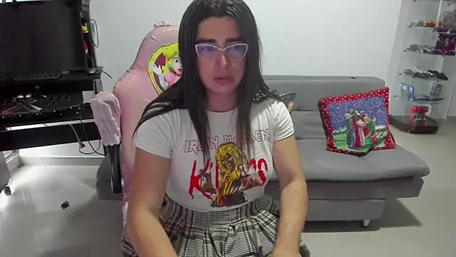 Snapshot of Khalifa_Gold chatting on January 2026 10:25:02 PM Khalifa Gold online show from January 2026 10:25:02 PM