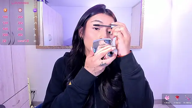 EricaVanderhill online show from April 2026 06:18:01 AM