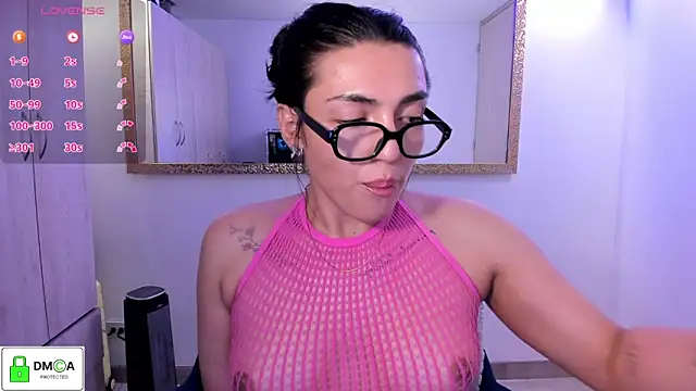 EricaVanderhill online show from June 2026 12:48:02 AM