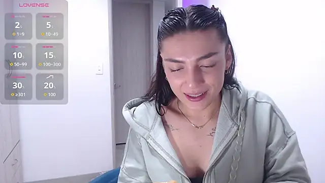 EricaVanderhill online show from October 2025 12:54:02 AM