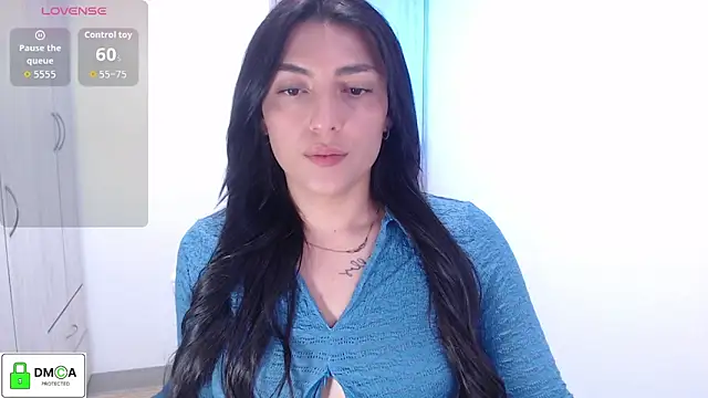 Snapshot of EricaVanderhill chatting on November 2025 09:52:01 PM EricaVanderhill online show from November 2025 09:52:01 PM