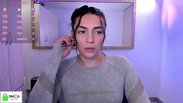 EricaVanderhill online show from May 2026 12:19:02 AM