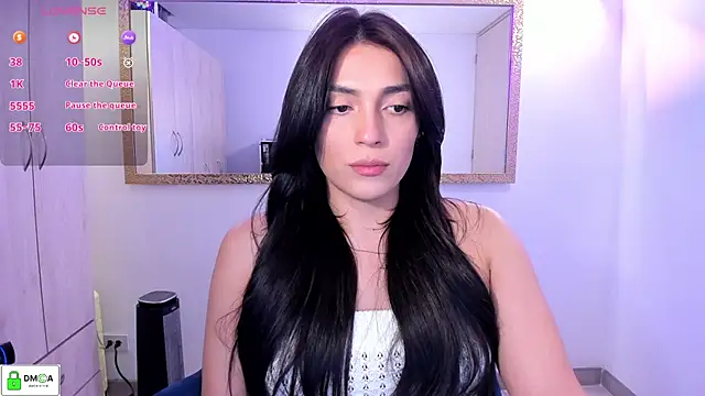 EricaVanderhill online show from April 2026 12:12:01 AM