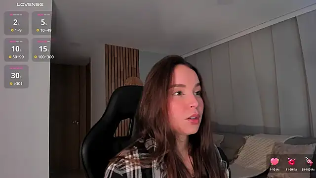 AnnieHallX online show from March 2025 01:02:01 AM
