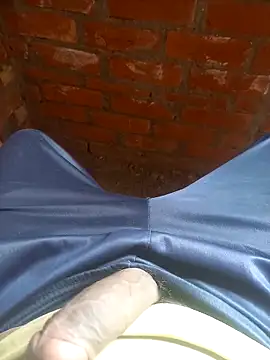 FinableKnee online show from February 2026 04:57:01 AM