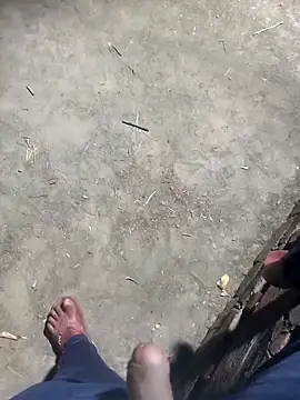 FinableKnee online show from October 2025 01:21:02 PM