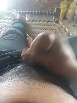 FinableKnee online show from April 2026 04:04:01 AM