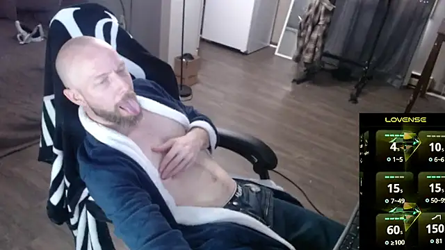 MaxRouger online show from March 2026 03:56:02 PM