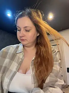 CandyShoopp online show from April 2026 05:41:01 PM