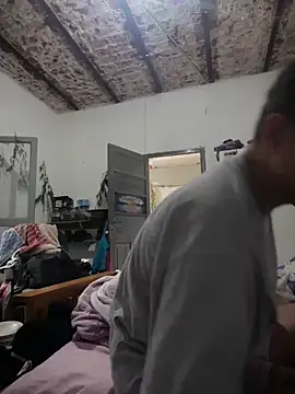 Alicbranca online show from April 2026 06:37:02 PM