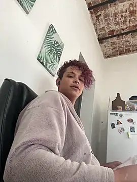 Snapshot of Alicbranca chatting on September 2025 02:44:01 PM Alicbranca online show from September 2025 02:44:01 PM