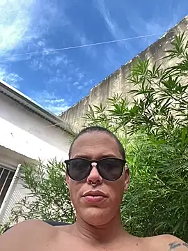 Snapshot of Alicbranca chatting on February 2026 12:18:02 PM Alicbranca online show from February 2026 12:18:02 PM