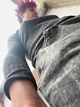 Snapshot of Alicbranca chatting on October 2025 03:53:01 PM Alicbranca online show from October 2025 03:53:01 PM