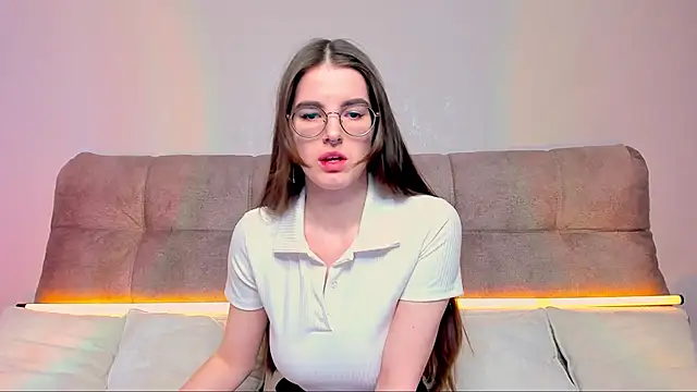 AriellaTesk online show from May 2026 05:06:01 AM