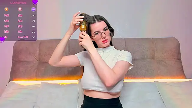 AriellaTesk online show from April 2026 03:13:02 AM