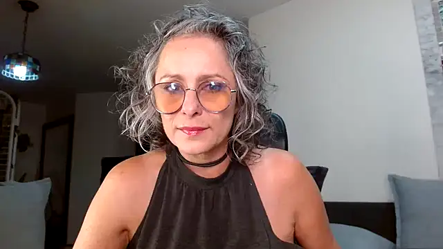 Snapshot of Pinkboobie chatting on December 2024 06:55:01 PM Pinkboobie online show from December 2024 06:55:01 PM