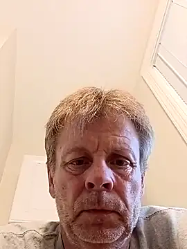 Snapshot of dickgozinyah chatting on May 2026 03:09:01 PM dickgozinyah online show from May 2026 03:09:01 PM