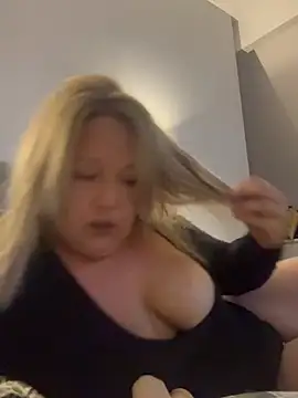 LunaMae0x0 online show from July 2026 09:48:01 PM