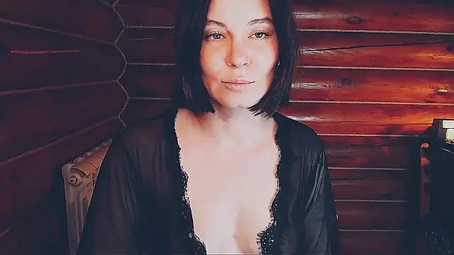 Snapshot of Platina_Fox chatting on February 2026 08:44:02 AM Platina Fox online show from February 2026 08:44:02 AM