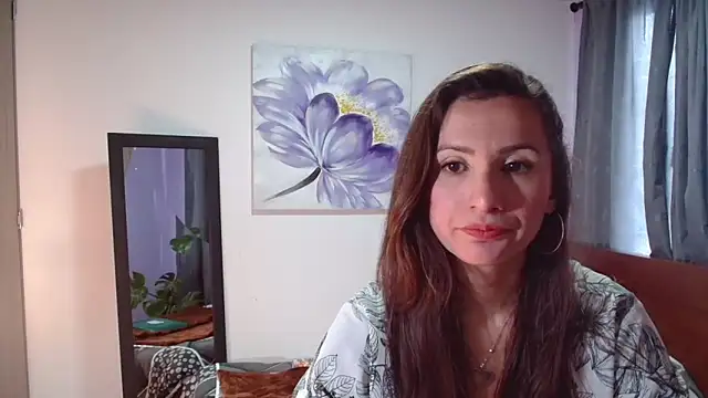 vanessabrown  online show from February 2025 05:20:01 PM
