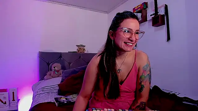 vanessabrown  online show from January 2026 05:16:02 PM