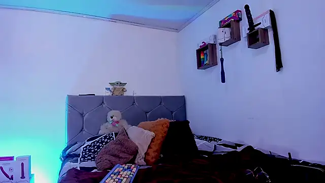 vanessabrown  online show from February 2026 03:30:02 PM