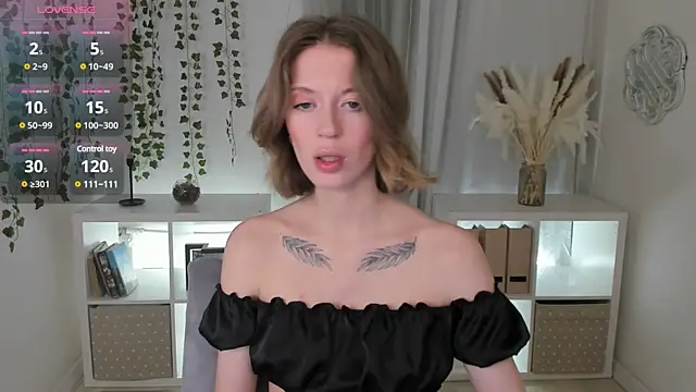 Snapshot of Salme_Sweet chatting on January 2025 09:05:02 PM Salme Sweet online show from January 2025 09:05:02 PM