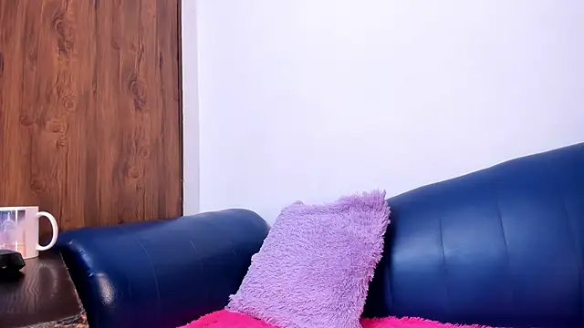 Mature Skinny online show from April 2026 12:09:02 PM