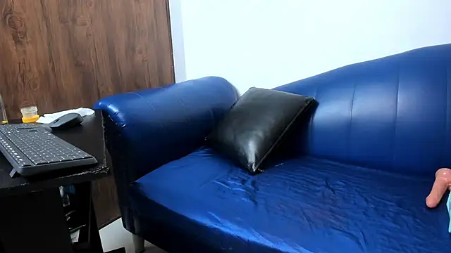 Mature Skinny online show from November 2025 06:24:01 AM