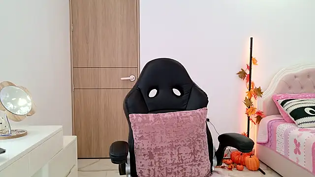 Sensualtease online show from October 2025 10:23:01 PM