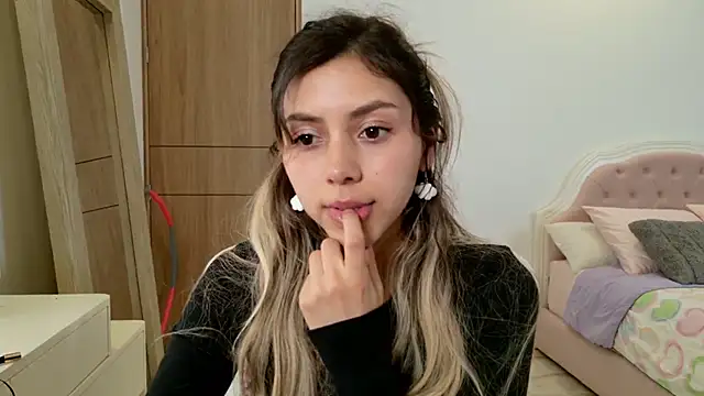 Sensualtease online show from February 2025 01:47:02 AM