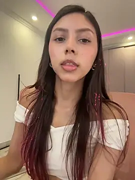 Sensualtease online show from April 2026 11:33:01 PM