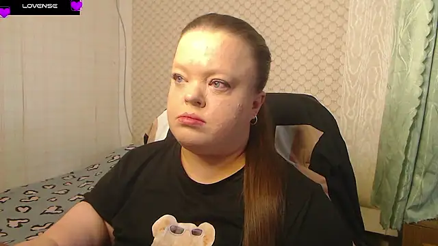 Janiffer MiMi online show from January 2026 11:03:01 AM