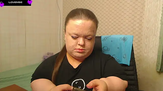 Janiffer MiMi online show from April 2026 03:57:02 PM