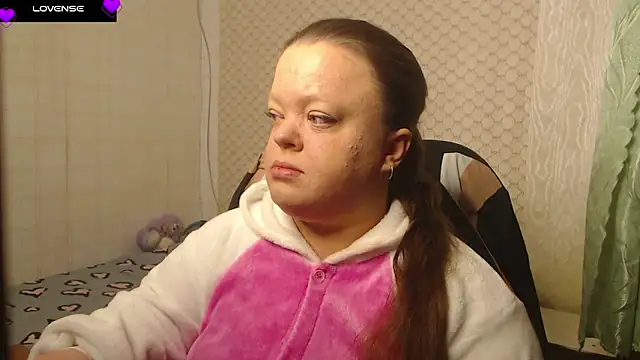 Janiffer MiMi online show from January 2026 05:49:02 PM