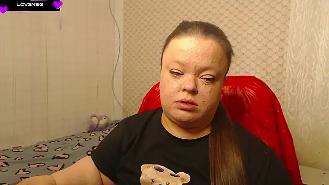 Janiffer MiMi online show from December 2025 06:52:01 PM