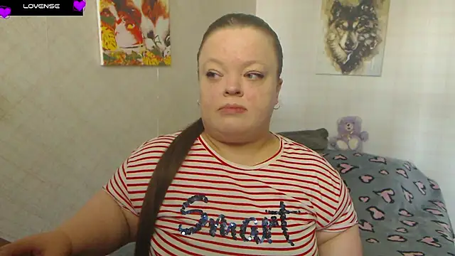 Janiffer MiMi online show from September 2025 02:24:02 PM