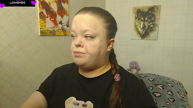 Janiffer MiMi online show from September 2025 04:57:01 PM