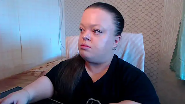 Snapshot of Janiffer_MiMi chatting on July 2026 03:45:01 PM Janiffer MiMi online show from July 2026 03:45:01 PM