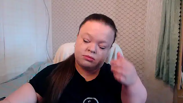 Janiffer MiMi online show from May 2026 03:29:01 PM