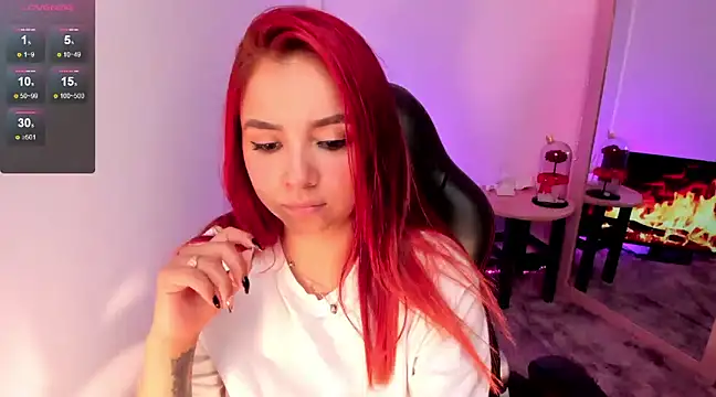 Snapshot of GiaBrooksX chatting on December 2024 08:53:02 AM GiaBrooksX online show from December 2024 08:53:02 AM