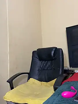 BADFATASS85 online show from September 2025 02:46:02 PM