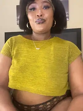 BADFATASS85 online show from May 2026 01:06:01 PM