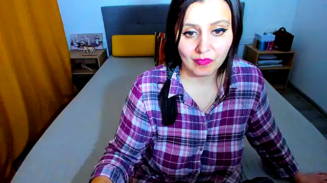 pinupmod online show from April 2026 06:05:01 PM