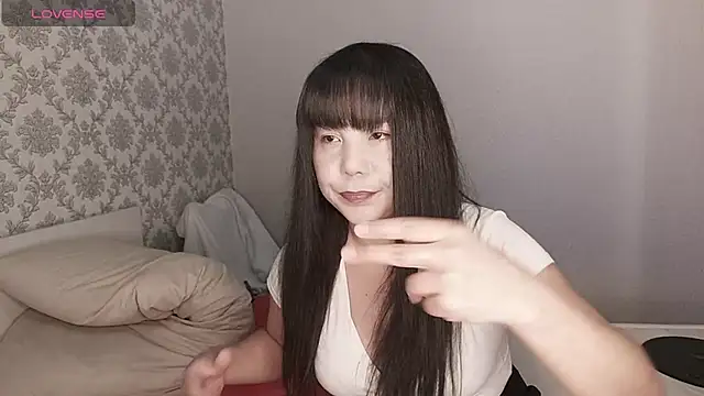 MissValday online show from November 2025 05:30:02 AM