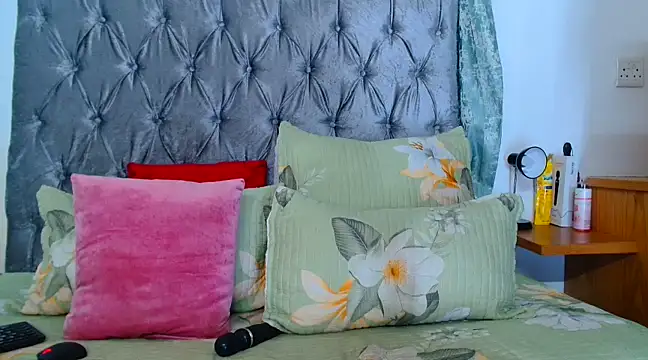 AvaOcean online show from March 2025 07:15:01 PM